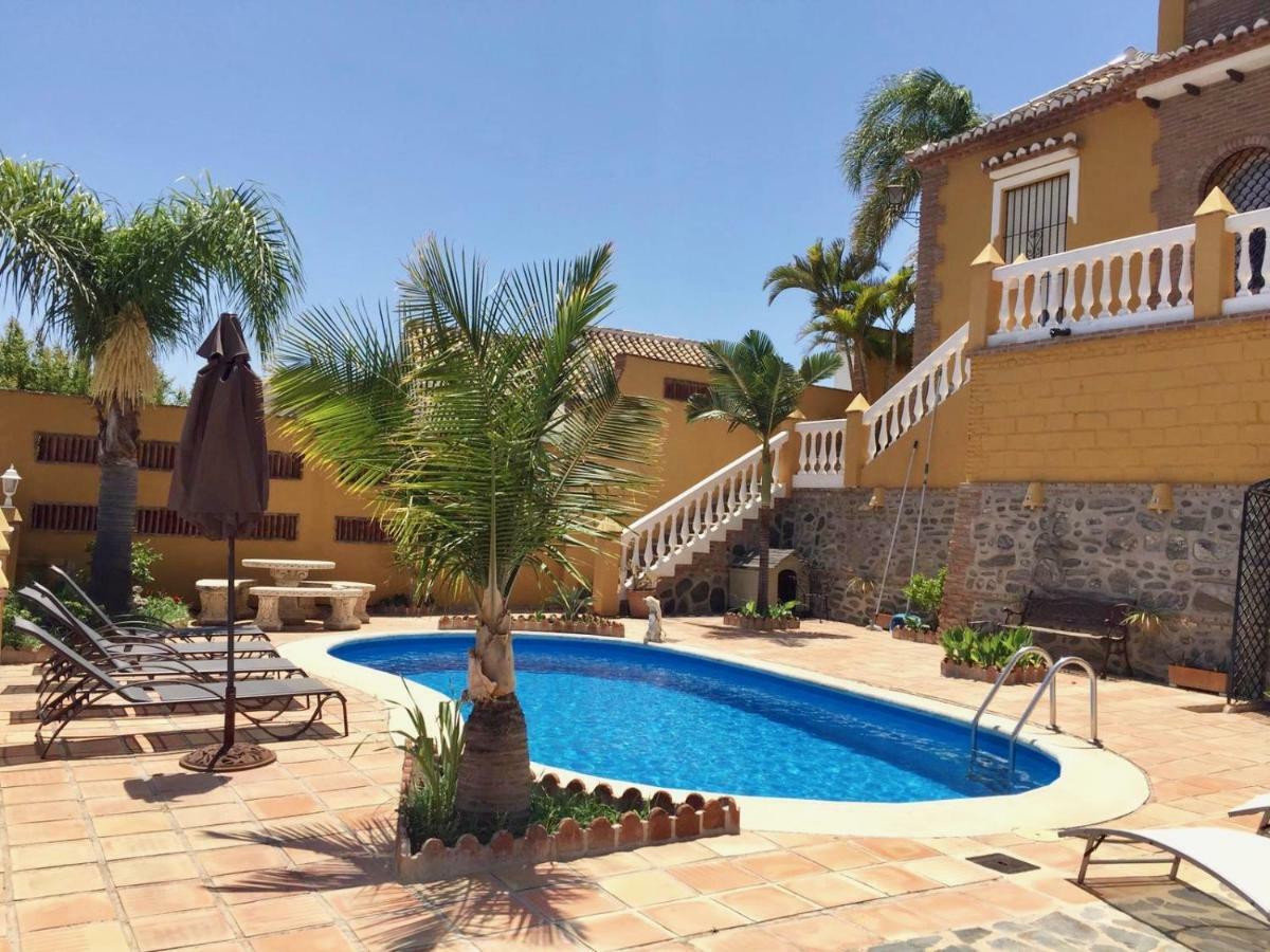 Chalet Con Piscinas Y Vistas De Ensueno Almuñécar Eksteriør billede