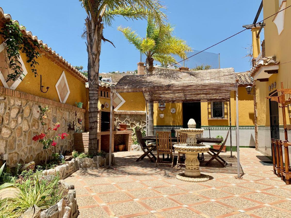 Chalet Con Piscinas Y Vistas De Ensueno Almuñécar Eksteriør billede